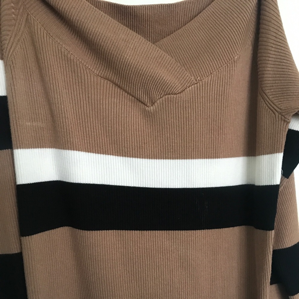 New York & Company Sweater